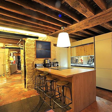 Beautiful Apartment In Historical Marais Paris Exterior foto
