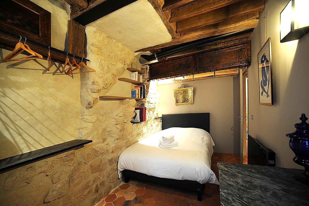Beautiful Apartment In Historical Marais Paris Exterior foto