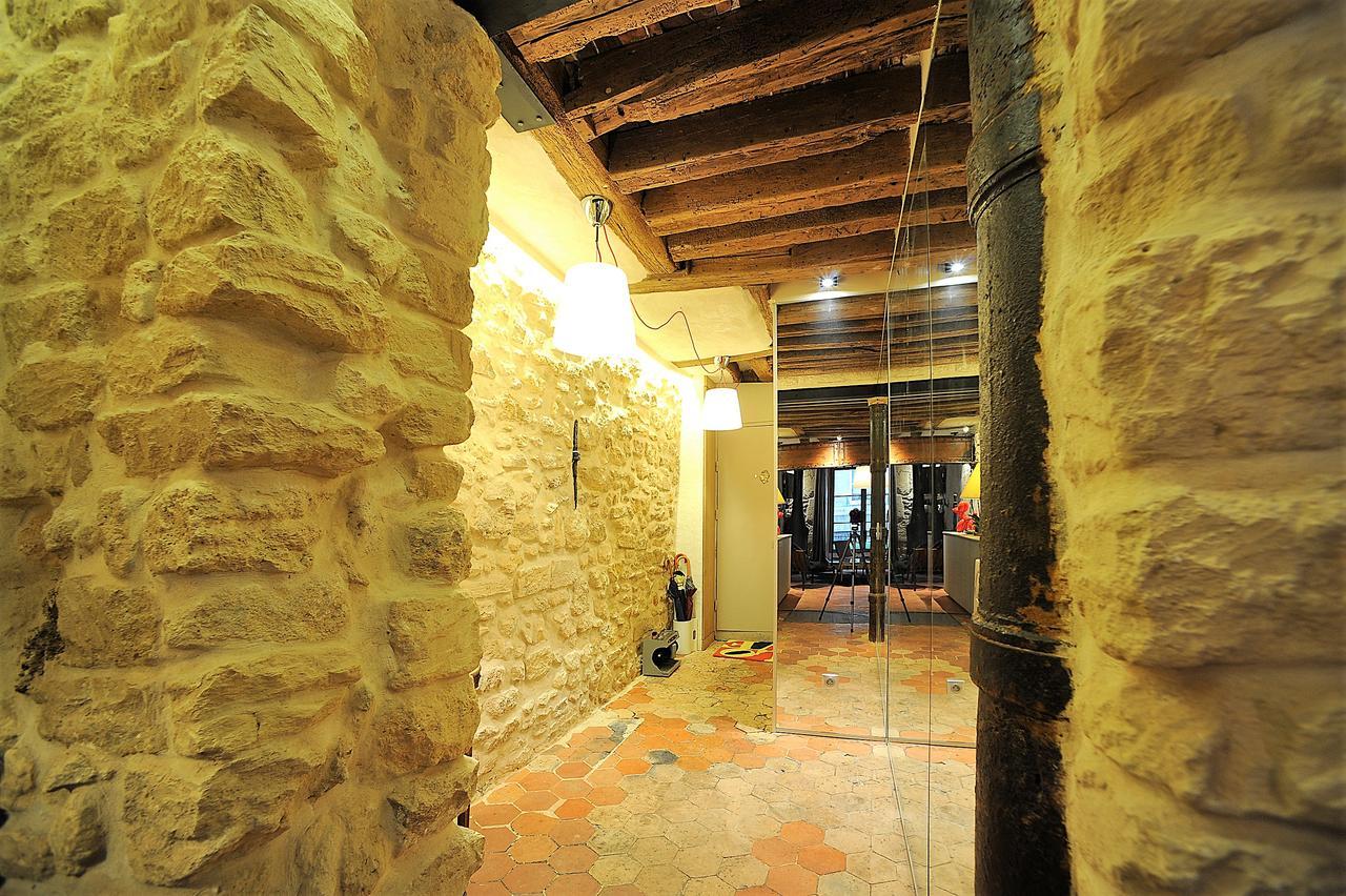 Beautiful Apartment In Historical Marais Paris Exterior foto